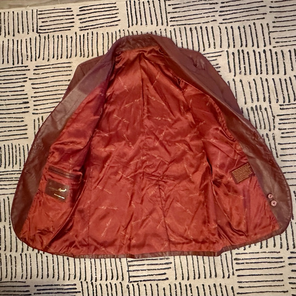 Etienne Aigner Burgundy Leather Jacket - Picture 6 of 9